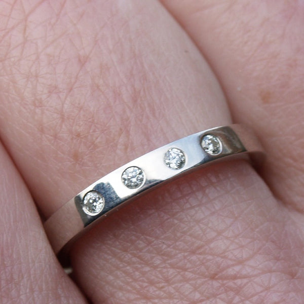 14ct recycled white gold moissanite band