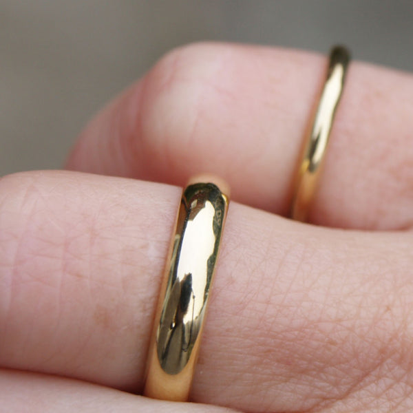 Recycled 18ct yellow gold bands