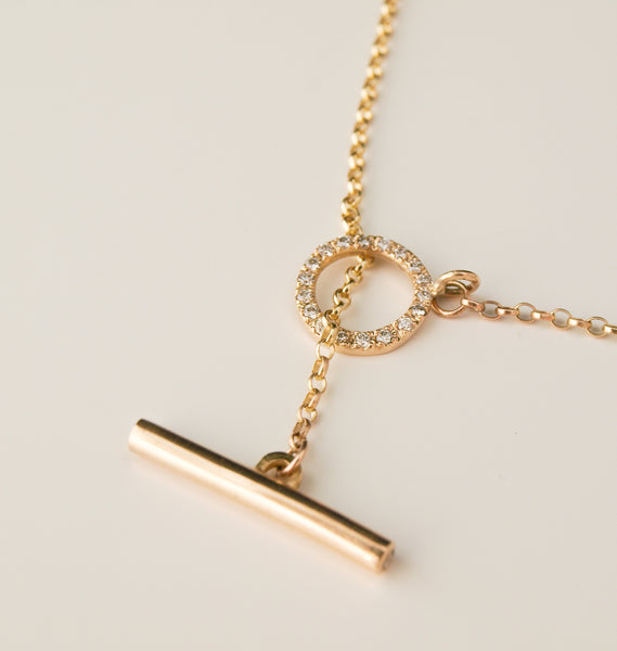 9ct yellow gold and diamond circle and T-bar necklace