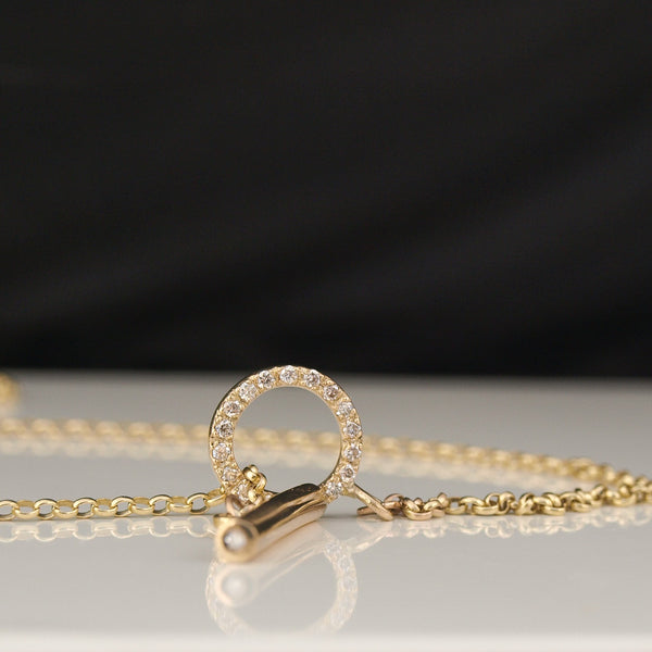 9ct yellow gold and diamond circle and T-bar necklace