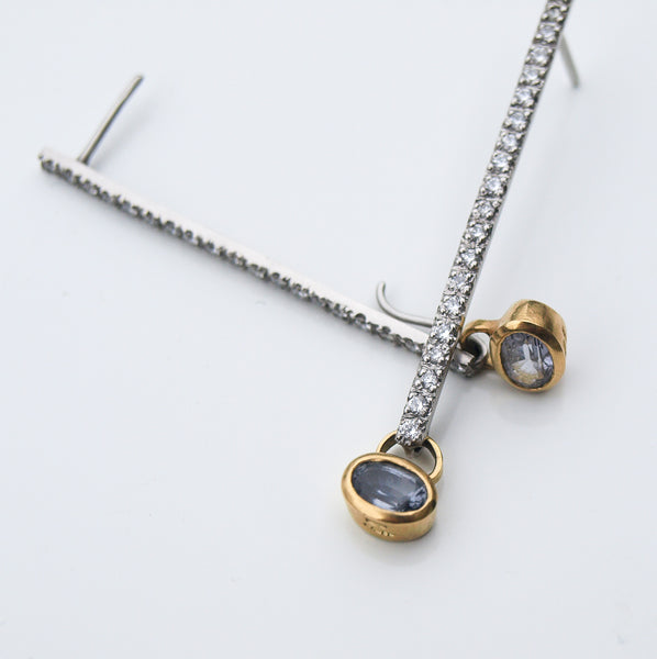 Diamond drop earrings in platinum
