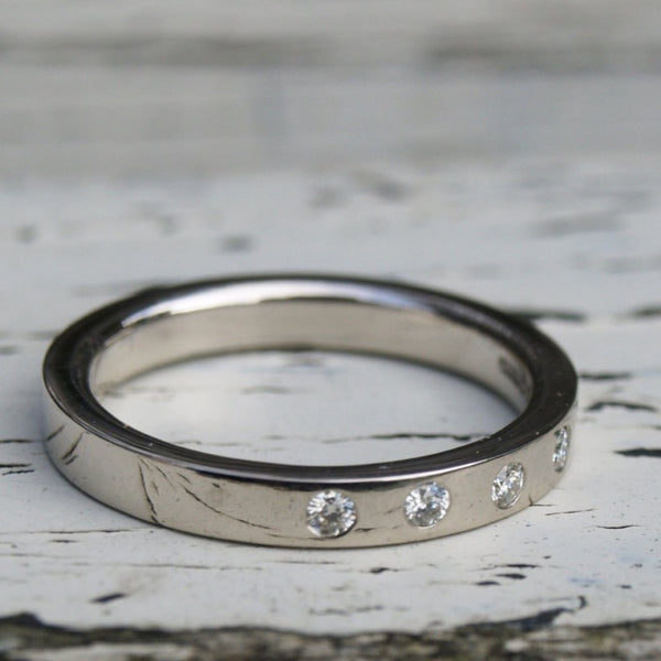 14ct recycled white gold moissanite band