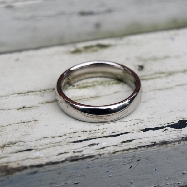 5mm court shaped platinum wedding band