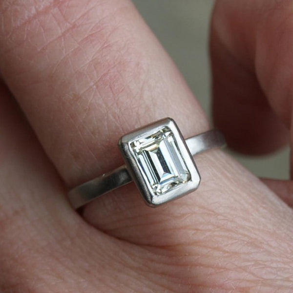 1ct moissanite solitaire in platinum