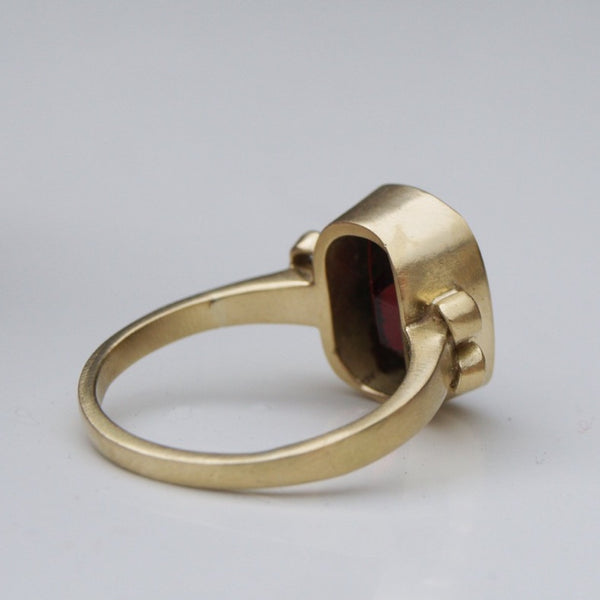 Ethical Garnet and diamond gold ring