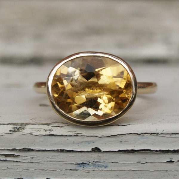 4ct citrine  gold ring