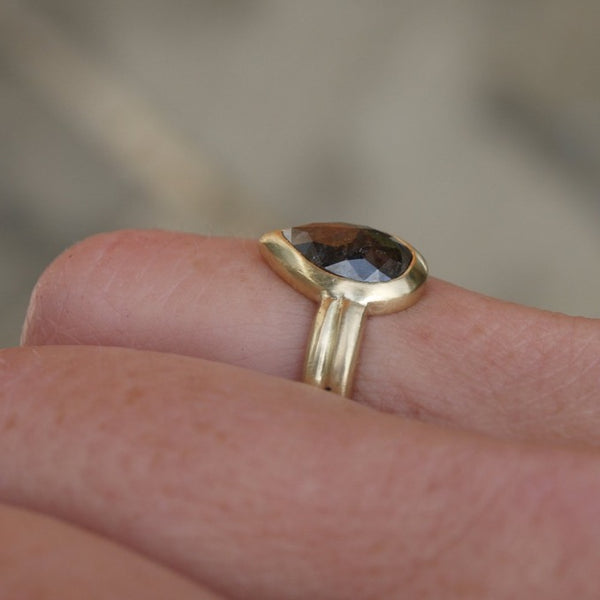 2ct diamond ring in 18ct yellow gold
